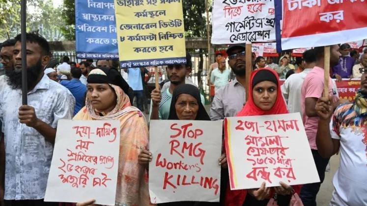 Workers protest at Magpie Group MD's residence