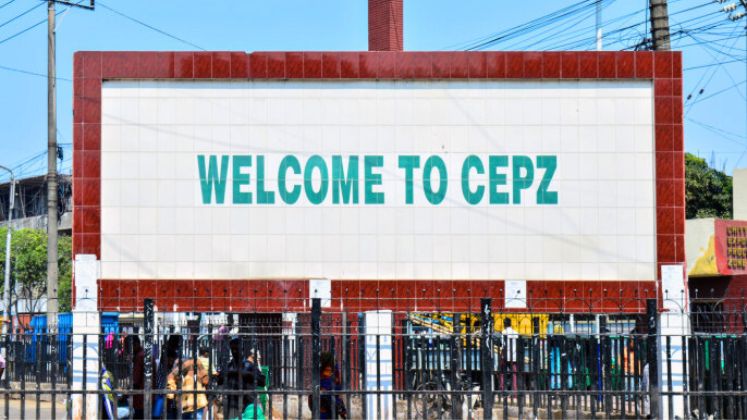 Workers protest over unpaid wages at Chittagong CEPZ and Gate 2 | Clothing Manufacturers