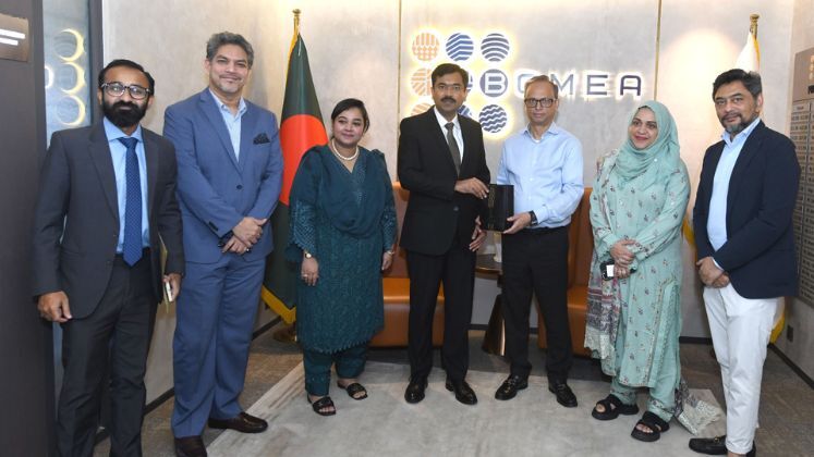 BGMEA, Pakistan envoy discuss strengthening bilateral trade and textile collaboration | Textile Trade News