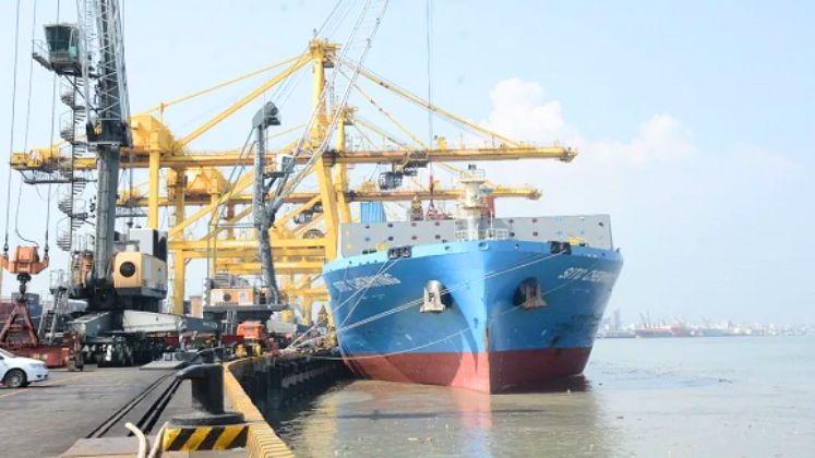 Chittagong port resumes full operations after two-day disruption | Business Trade News